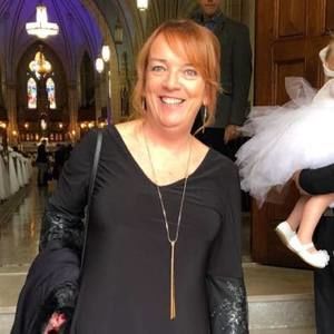 Meet your Posher, Julie
